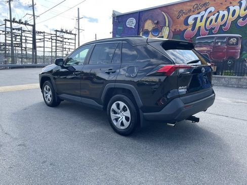 Used 2019 Toyota RAV4 LE w/ All Weather Liner Package AWD/4WD image 3