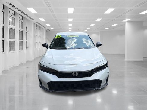 Used 2025 Honda Civic Sport image 2