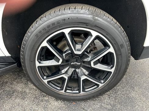 Used 2022 Chevrolet Tahoe RST w/ Luxury Package image 38