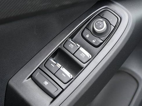 New 2026 Subaru Crosstrek 2.5i Limited image 18