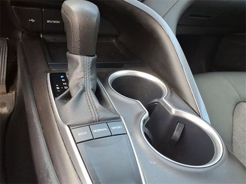 Used 2023 Toyota Camry LE image 20