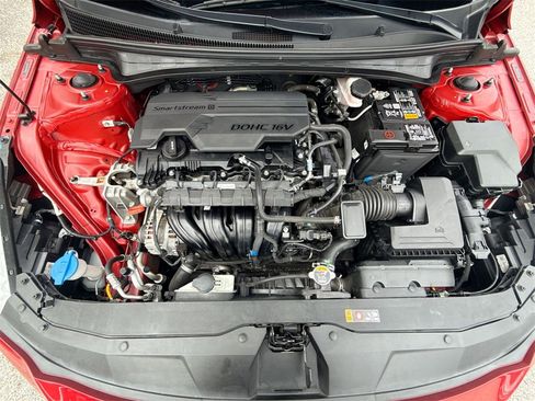 Used 2023 Hyundai Elantra SEL w/ Convenience Package image 17