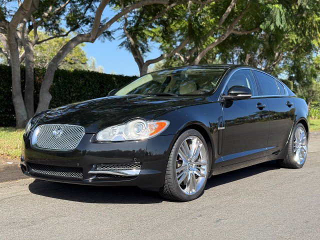 Used 2010 Jaguar XF Supercharged RWD image 1