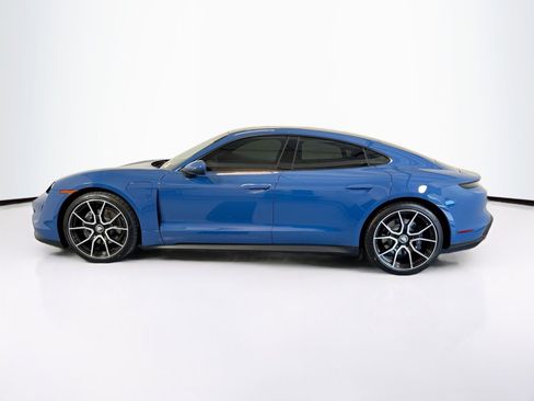 Used 2024 Porsche Taycan image 2
