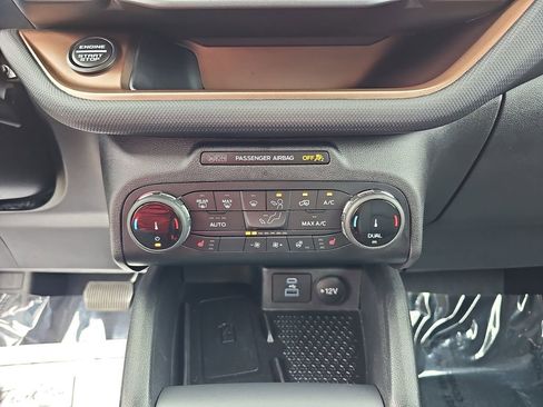Used 2022 Ford Bronco Sport Outer Banks w/ Tech Package AWD/4WD image 27