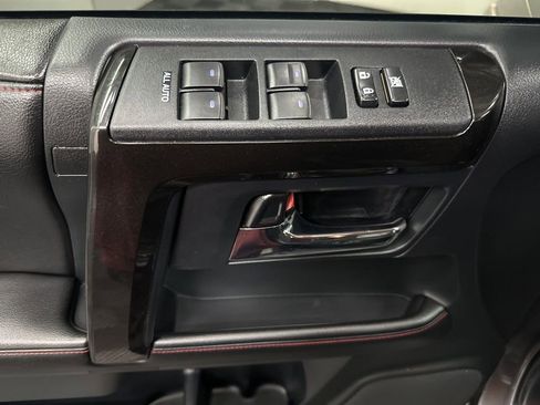 Used 2015 Toyota 4Runner Trail Premium AWD/4WD image 18