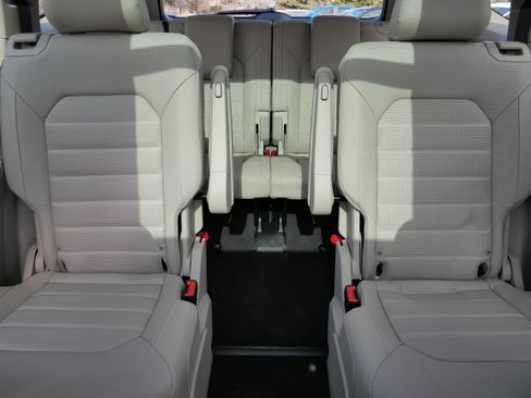 Certified 2025 Volkswagen Atlas SEL image 13