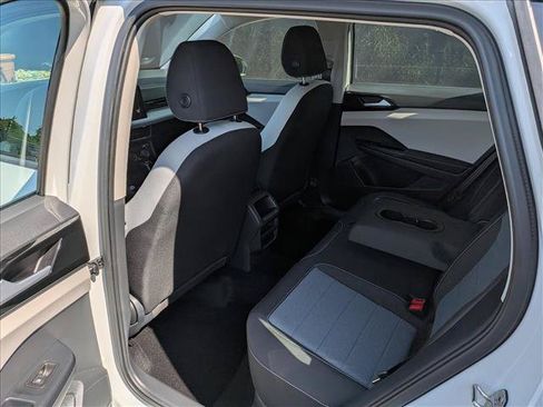 Used 2025 Volkswagen Taos S FWD image 19