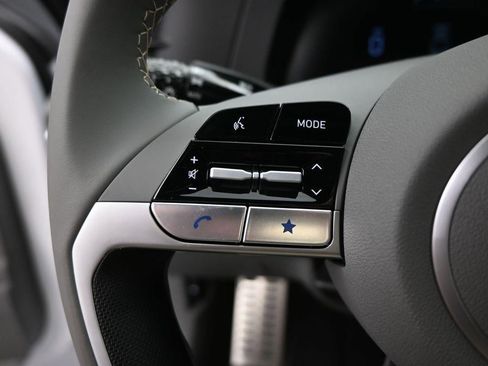 New 2025 Hyundai Elantra Sport image 15