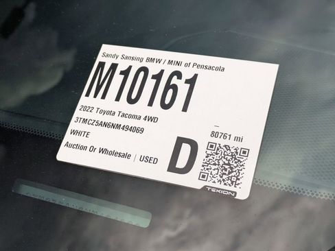 Used 2022 Toyota Tacoma TRD Off-Road w/ Technology Package image 6