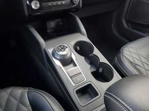 Used 2023 Ford Escape SE w/ PHEV Premium Package image 30