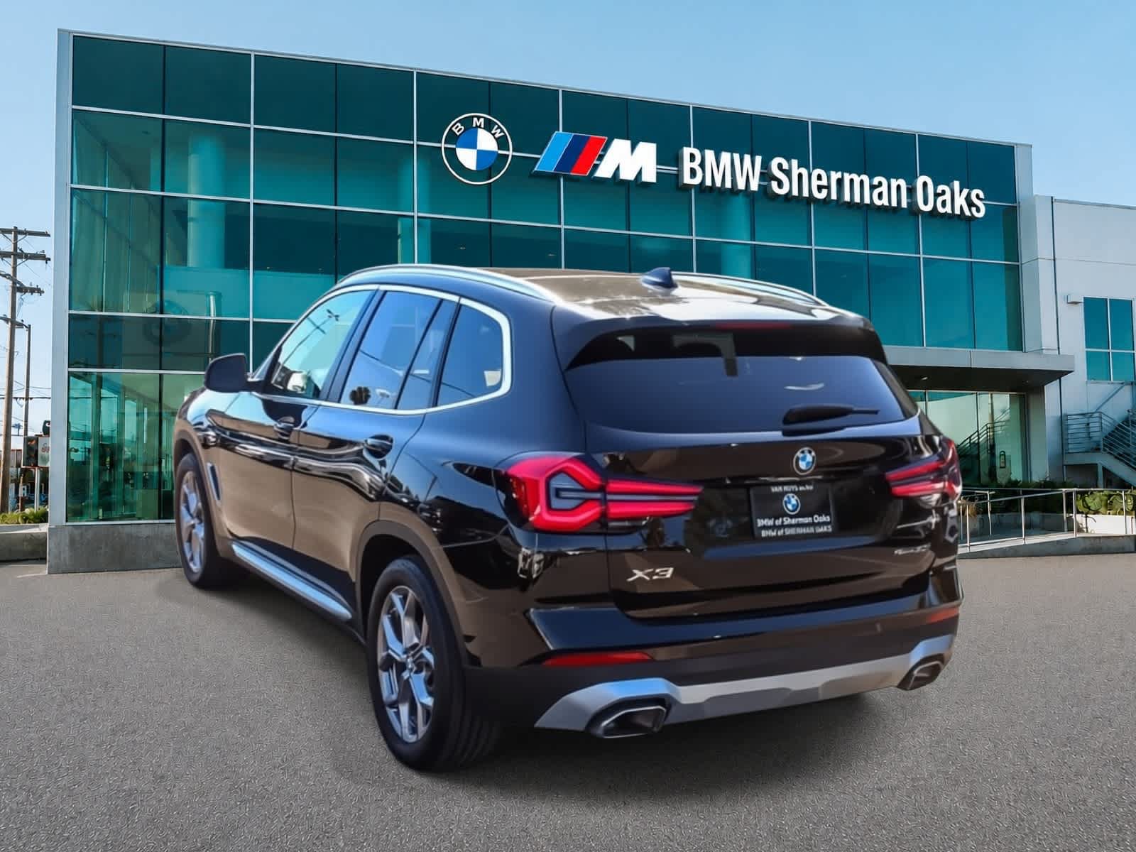 Used 2024 BMW X3 sDrive30i w/ Convenience Package RWD image 12