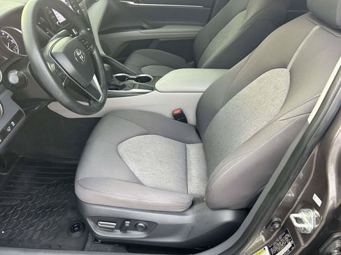 Used 2023 Toyota Camry LE FWD image 15