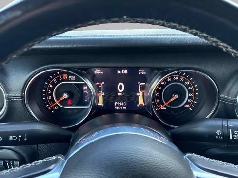 Used 2021 Jeep Gladiator Overland w/ Popular Equipment Package AWD/4WD image 25