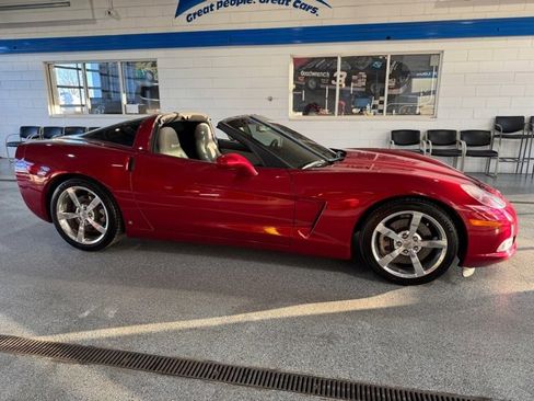 Used 2008 Chevrolet Corvette Coupe w/ Preferred Equipment Group image 13