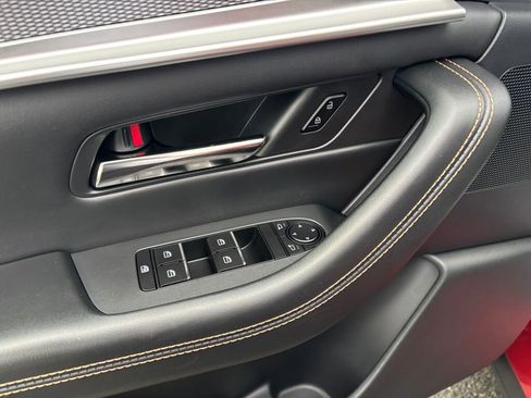 Certified 2024 MAZDA CX-90 Plug-In Hybrid w/ Preferred image 22