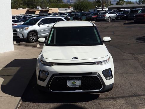 Used 2021 Kia Soul S image 16