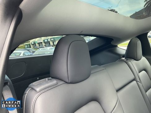 Used 2020 Tesla Model Y Long Range image 56
