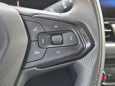 Used 2025 Chevrolet TrailBlazer LT AWD/4WD image 20