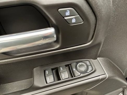 Used 2022 Chevrolet Silverado 1500 Custom w/ LPO, Dark Essentials Package AWD/4WD image 16