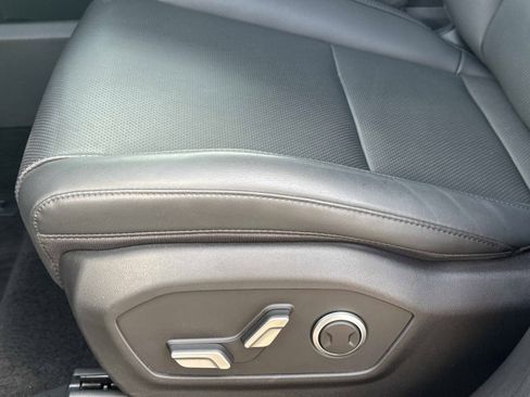 Used 2026 Hyundai Santa Fe SEL AWD/4WD image 23
