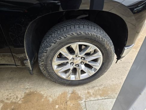 Certified 2022 Chevrolet Silverado 1500 LTZ image 9