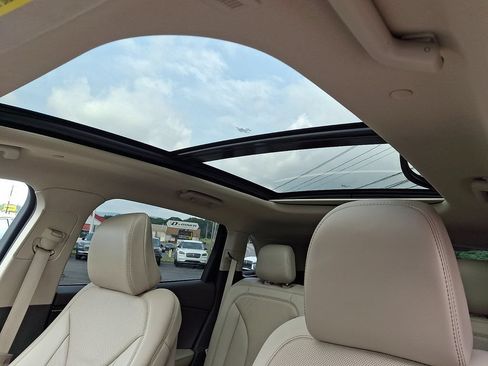 Certified 2022 Lincoln Nautilus Reserve AWD/4WD image 14