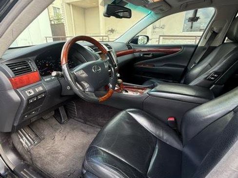 Used 2010 Lexus LS 460 L RWD image 9