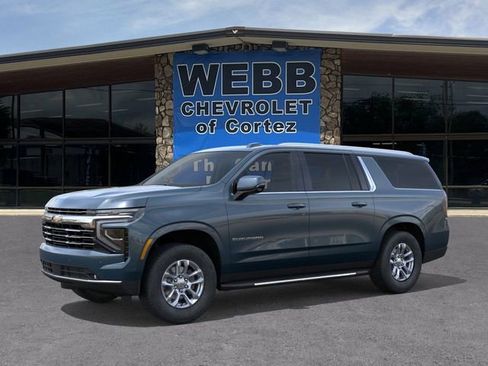 New 2026 Chevrolet Suburban LT w/ Comfort Package AWD/4WD image 2