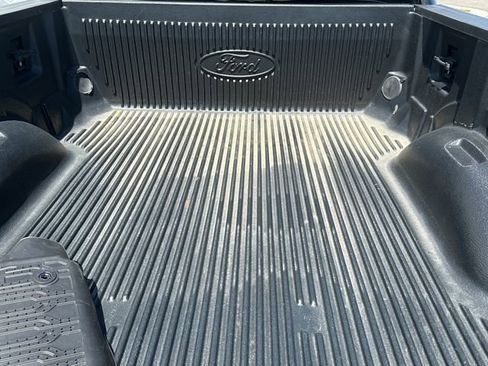 Used 2022 Ford F250 Lariat w/ Tremor Off-Road Package image 12