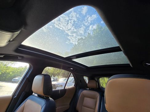 Used 2020 Chevrolet Equinox Premier FWD image 20
