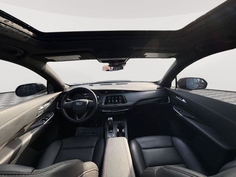 Used 2019 Cadillac XT4 Sport AWD/4WD image 13