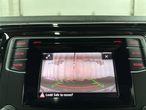 Used 2018 Volkswagen Beetle 2.0T S image 26