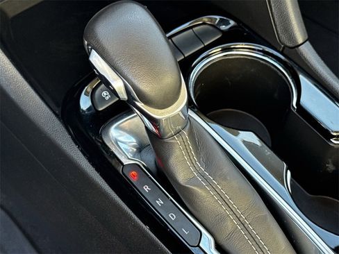 Used 2022 Buick Encore GX Preferred w/ Cold Weather Comfort Package image 21