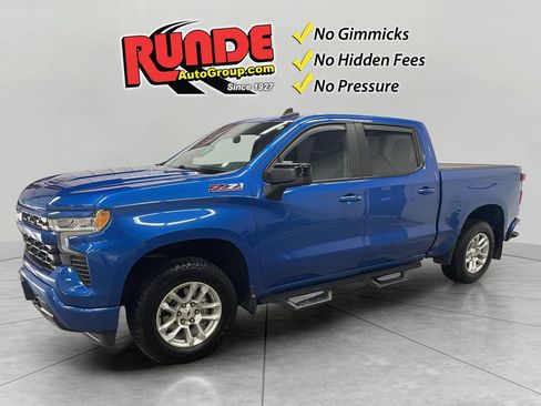 Used 2022 Chevrolet Silverado 1500 RST w/ Z71 Off-Road Package AWD/4WD image 1