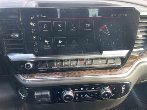 Used 2023 GMC Sierra 1500 SLE image 24