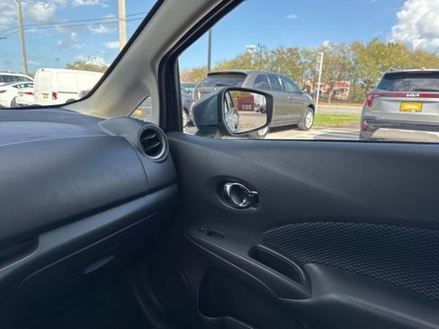 Used 2017 Nissan Versa Note SV image 25