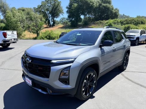 New 2026 Chevrolet Equinox RS w/ Convenience Package III FWD image 1