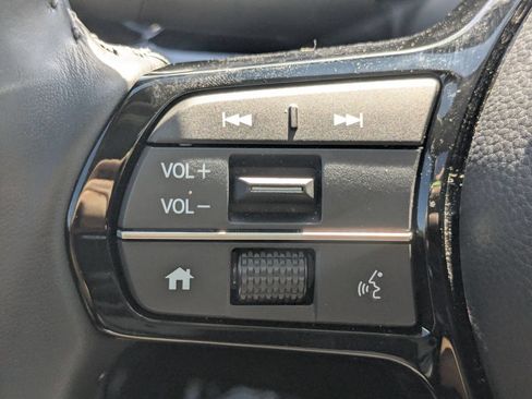 Used 2025 Honda CR-V EX-L image 13