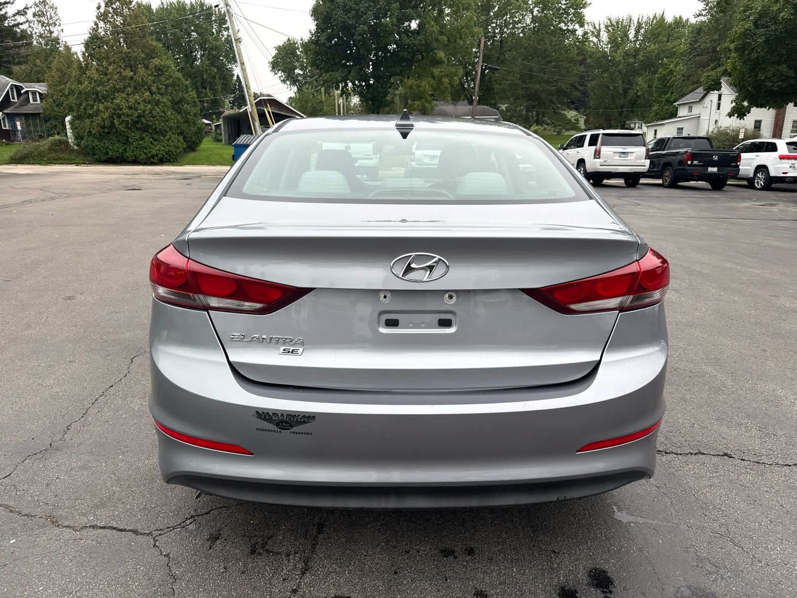 Used 2017 Hyundai Elantra SE FWD image 4