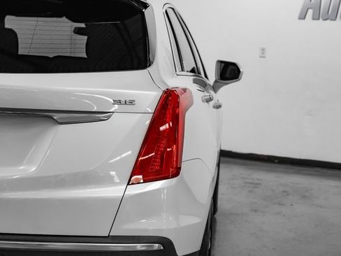 Used 2019 Cadillac XT5 Luxury FWD image 43