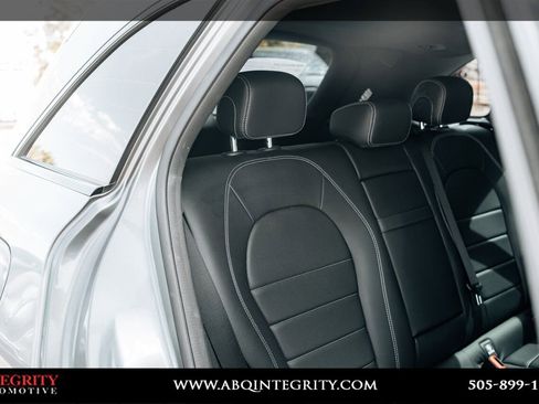 Used 2022 Mercedes-Benz GLC 300 4MATIC image 49