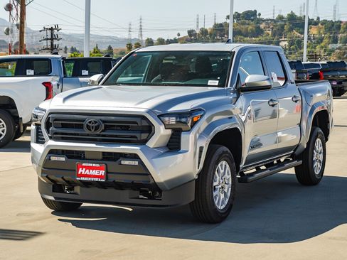 New 2026 Toyota Tacoma SR5 AWD/4WD image 3