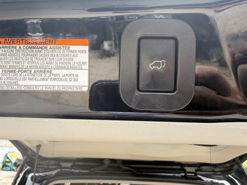 Used 2015 Toyota Sienna XLE w/ XLE Navigation Package AWD/4WD image 38