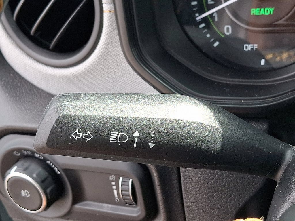 Used 2024 Jeep Wrangler Unlimited AWD/4WD image 27