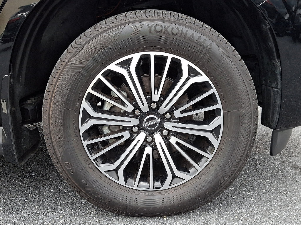 Used 2025 Nissan Armada SL AWD/4WD image 8