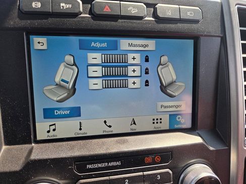 Used 2019 Ford F250 Platinum w/ Platinum Ultimate Package AWD/4WD image 18