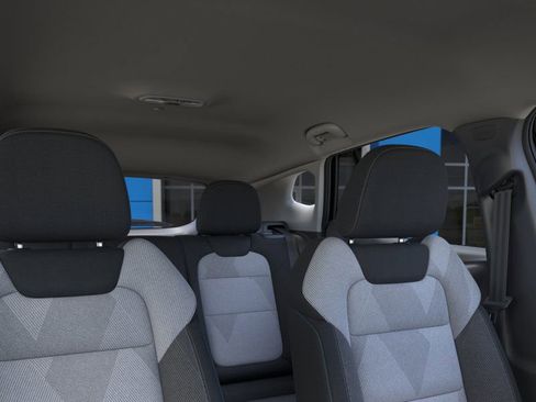 Used 2026 Chevrolet Trax LS FWD image 24