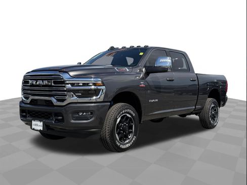 Used 2025 RAM 2500 Laramie AWD/4WD image 1