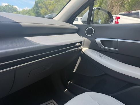 Used 2025 Hyundai Sonata SEL FWD image 24